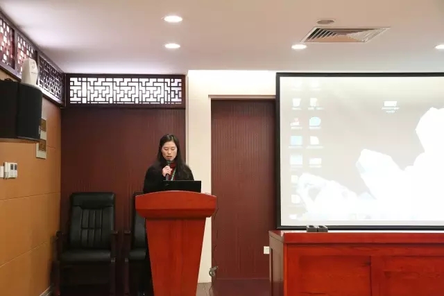江蘇省中醫(yī)藥學(xué)會百余位專家老師參觀訪問李良濟(圖3) 江蘇省中醫(yī)藥學(xué)會百余位專家老師參觀訪問李良濟(圖3)